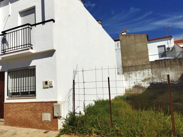 Terreno en venta en El Pedroso, Andalucía