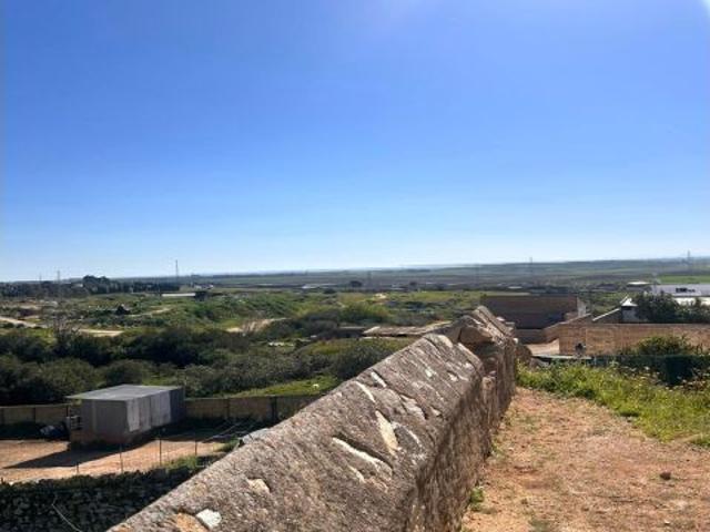 Local Comercial en venta en Gerena, Andalucía