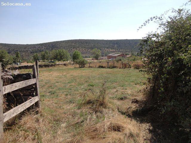 Local Comercial en venta en Hontoria Del Pinar, Castilla y León