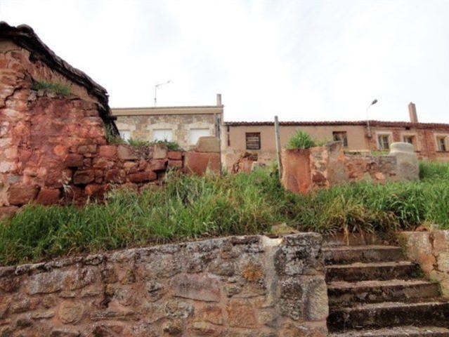 Local Comercial en venta en Salas De Los Infantes, Castilla y León