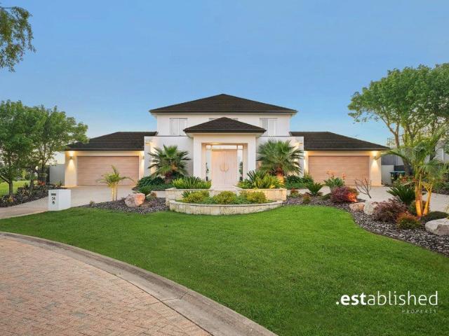 House for sale in Sanctuary Lakes, Melbourne