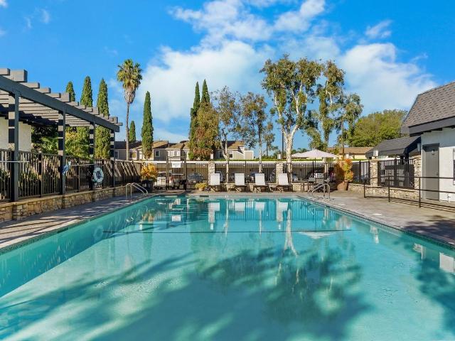 Apartment for rent in Garden Grove, California