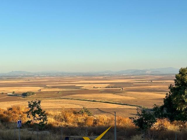Terreno en venta en Carmona, Andalucía
