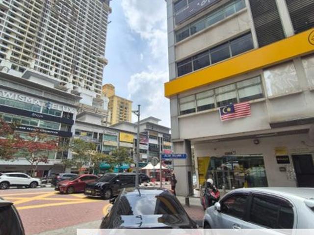 Shop for sale in Solaris Mont Kiara, Kuala Lumpur