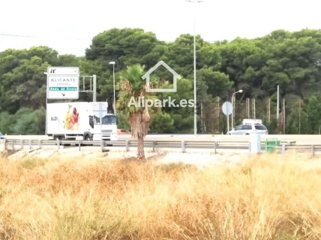 Terreno en venta en Alicante, Valencia