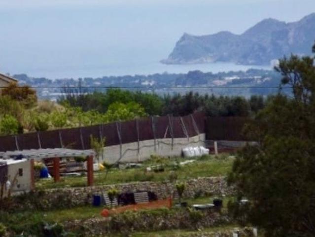 Terreno en venta en Callosa D'en Sarrià, Alicante