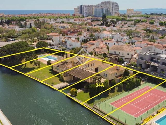 Terreno en venta en Castelló i Castelló Nou, Alt Empordà