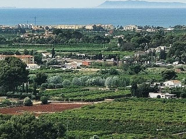 Terreno en venta en Barri Port / Centro, la Marina Alta