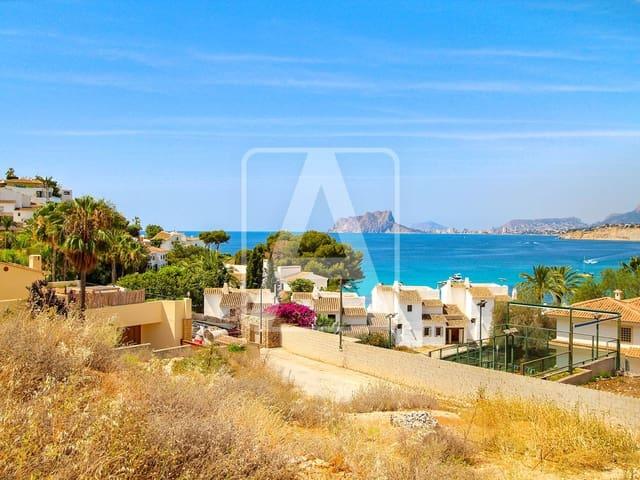 Terreno en venta en Moraira, Teulada