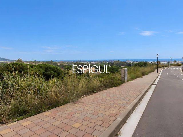 Terreno en venta en Barri del Remei-Castell, Premià de Dalt