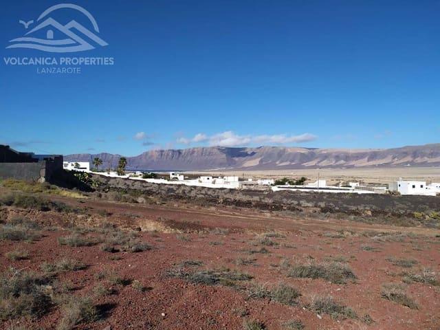 Terreno en venta en Soo, Teguise