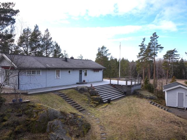 Hus till salu i Valdemarsvik