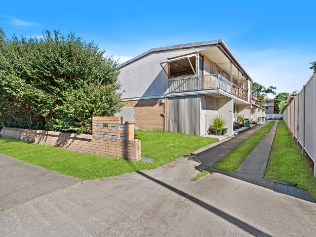 Apartment for sale in Labrador, Gold Coast City