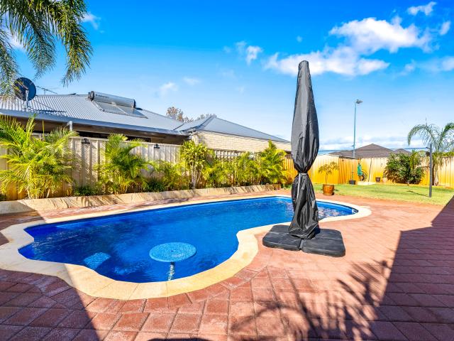 House for sale in Hocking, Western Australia