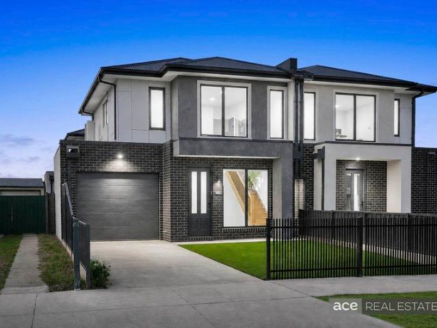 Townhouse for sale in Camerons Creek, Victoria