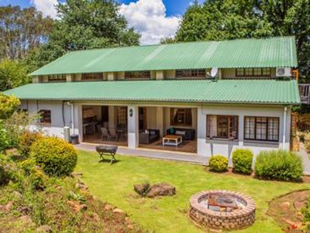 Commercial for sale in Underberg, Kwazulu-natal