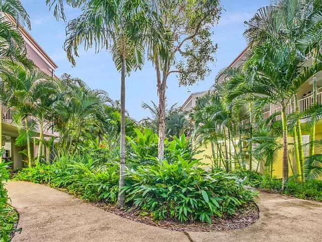 Apartment for sale in Cannonvale, Whitsunday Regional