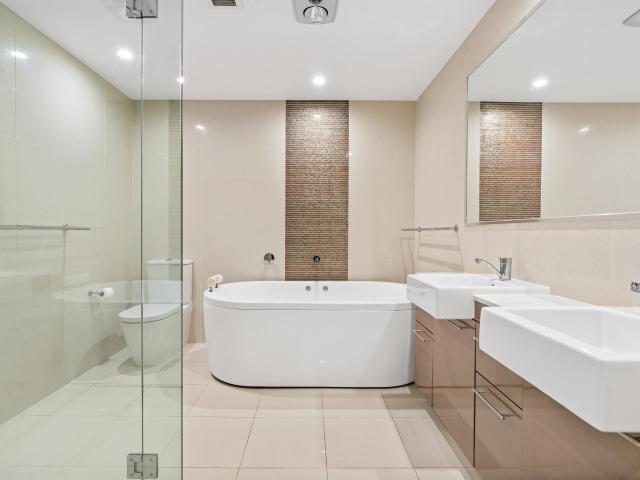 Apartment for sale in Robina, Gold Coast City