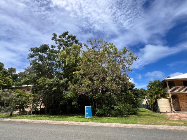 Property for sale in Hideaway Bay, Queensland