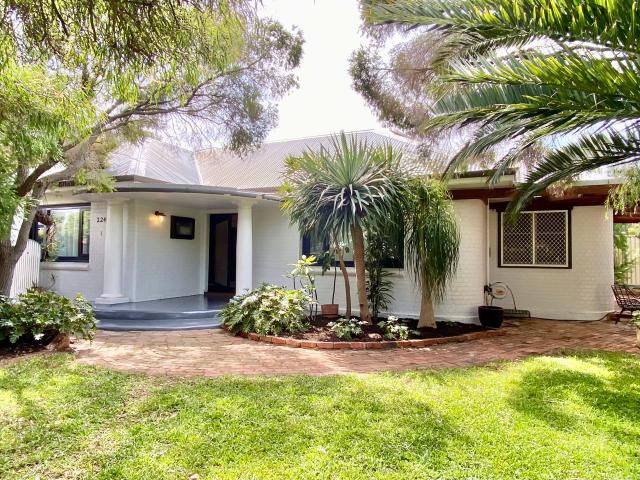House for sale in Beaconsfield, City of Fremantle