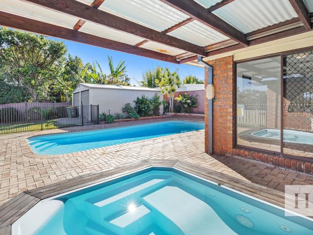 House for sale in Mannering Park, New South Wales