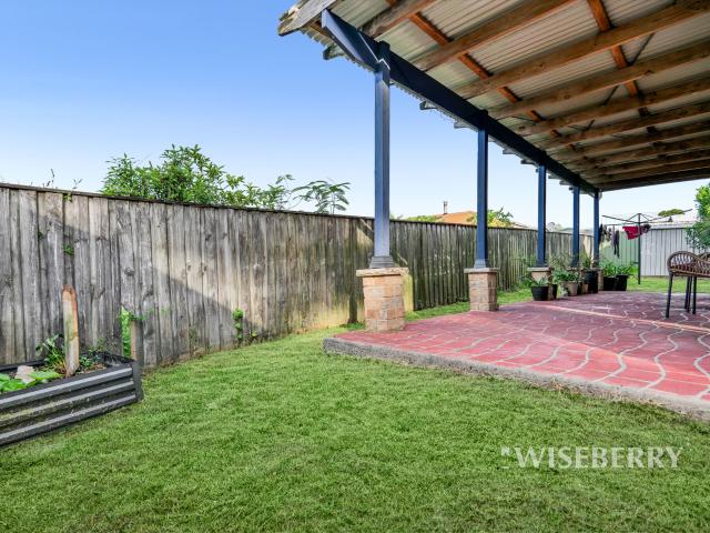 House for sale in Lake Haven, New South Wales
