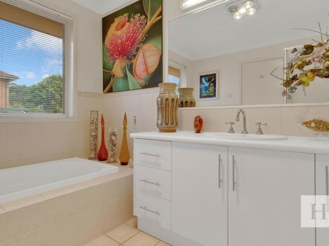 House for sale in Hamlyn Terrace, New South Wales