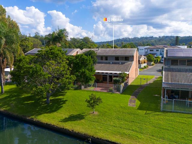 Townhouse for sale in Fernbrook, Queensland