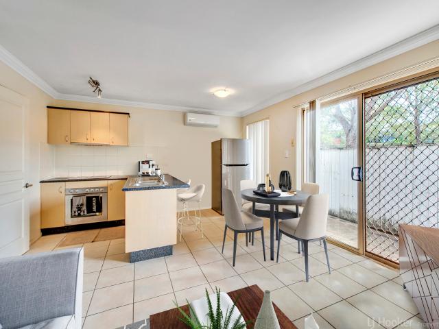 Townhouse for sale in Toombul, Queensland