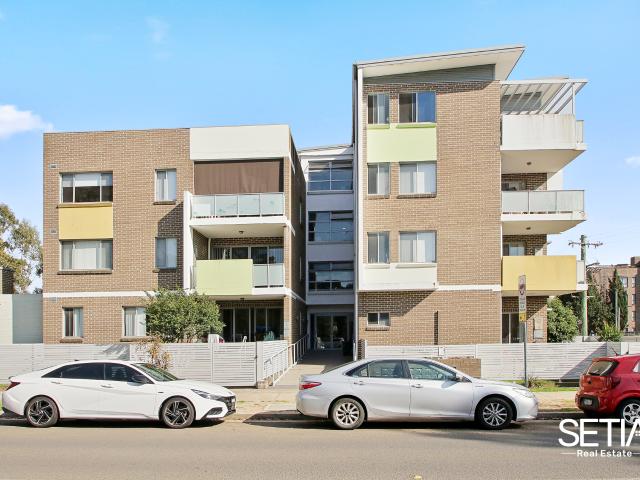Apartment for sale in Toongabbie, New South Wales