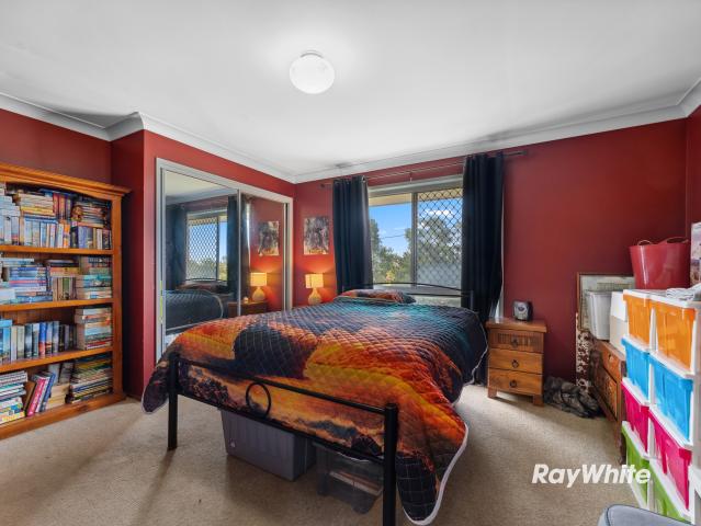House for sale in Edens Landing