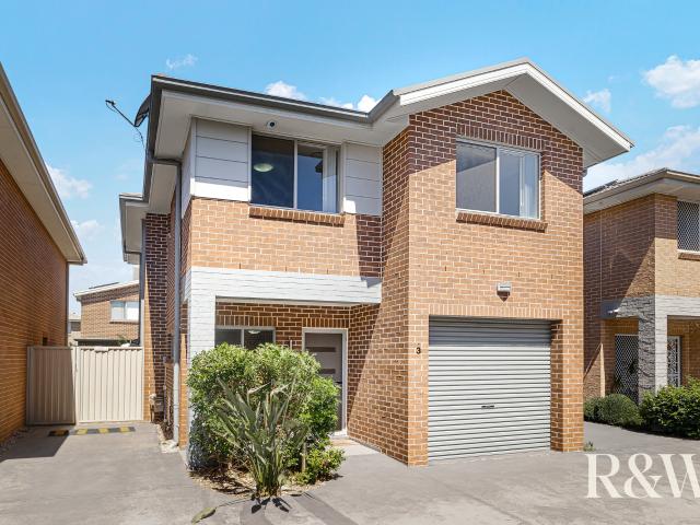 Townhouse for sale in Sydney, New South Wales