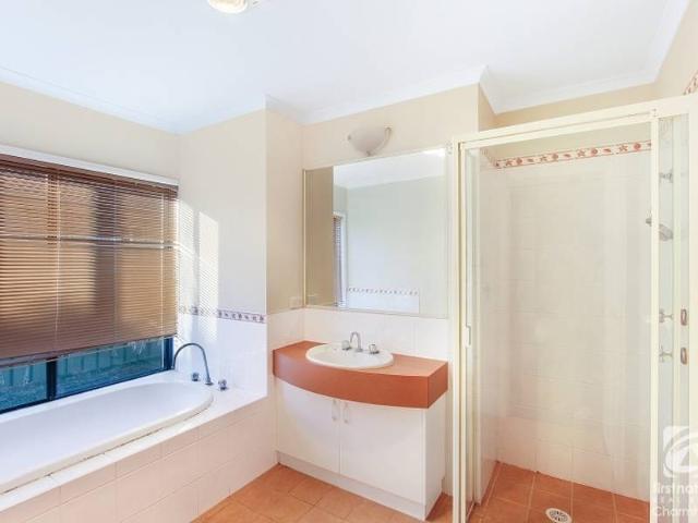 House for sale in Blue Haven, New South Wales