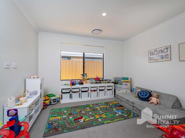 House for sale in Millbridge, Western Australia