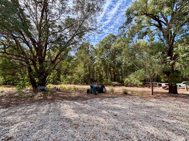 House for sale in Inglehope, Western Australia