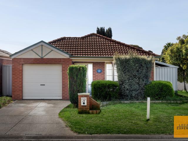 House for sale in Caroline Springs, Melbourne
