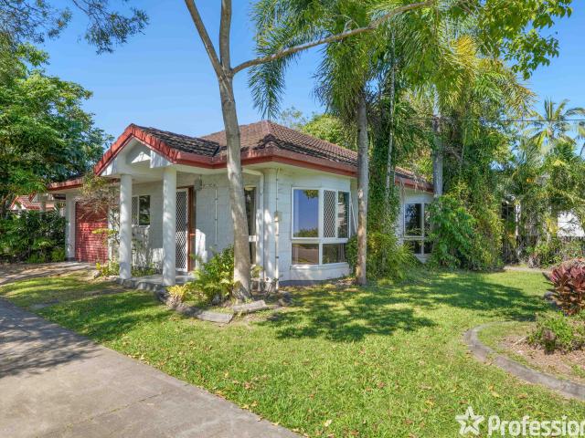 Villa for sale in Cairns, Queensland