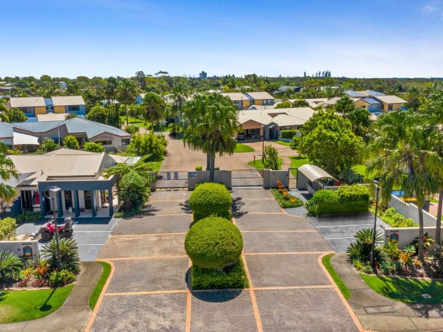 Apartment for sale in Kings Creek, Queensland