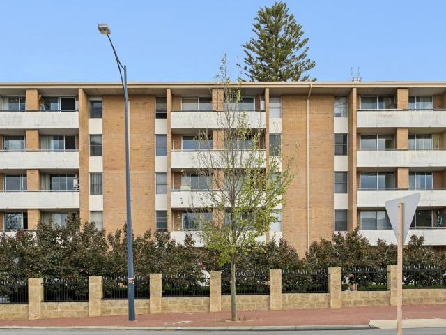 Apartment for sale in Cambridge, Western Australia