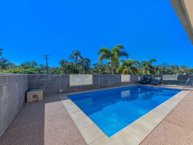 House for sale in Hideaway Bay, Queensland
