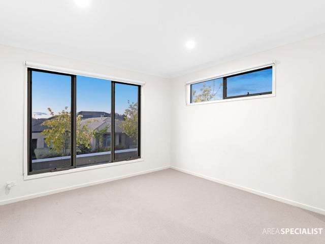 Townhouse for sale in Camerons Creek, Victoria
