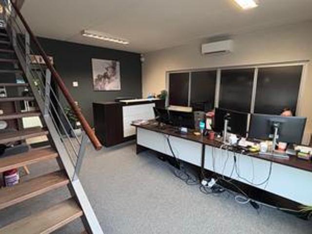 Commercial for rent in Milnerton, Western Cape