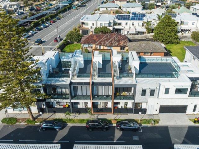 Townhouse for sale in Camerons Creek, Victoria