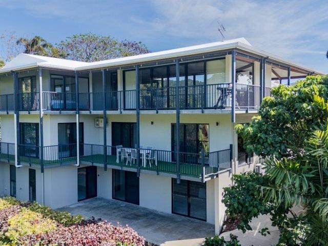 House for sale in Cannonvale, Queensland