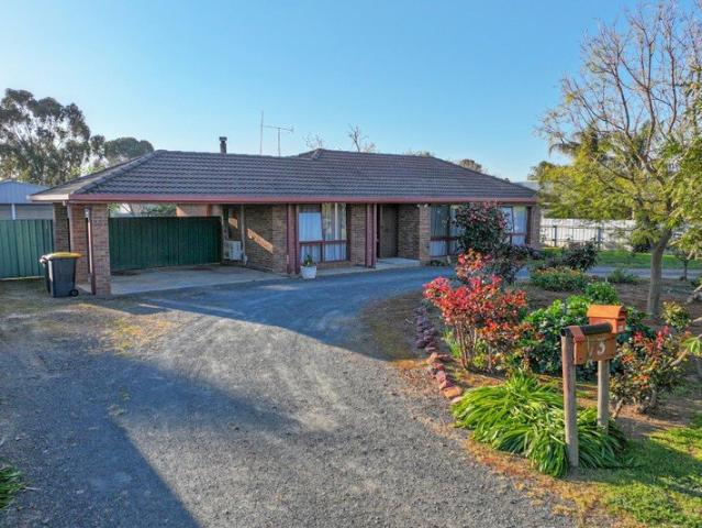 House for sale in Elmore, City of Greater Bendigo