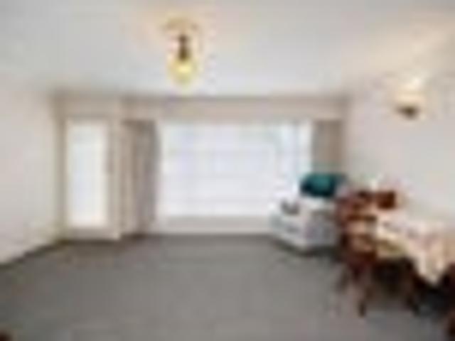 Apartment for sale in Ōwairaka, Albert-Eden