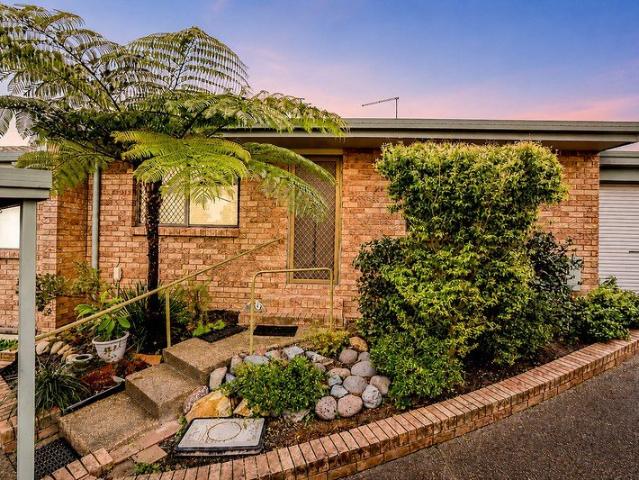Townhouse for sale in Toombul, Queensland