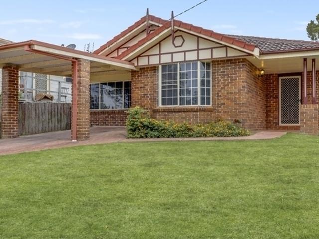 House for sale in Greenhill, New South Wales