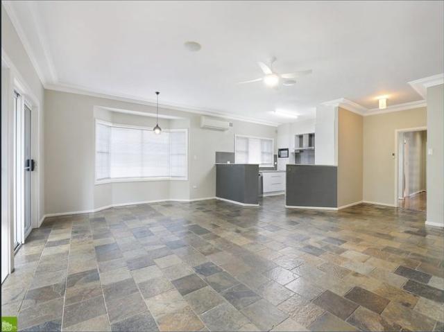 House for rent in Wollongong West, New South Wales