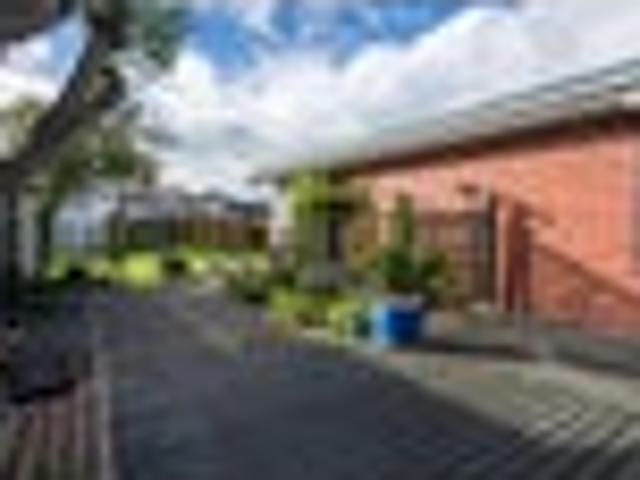House for sale in Woolston